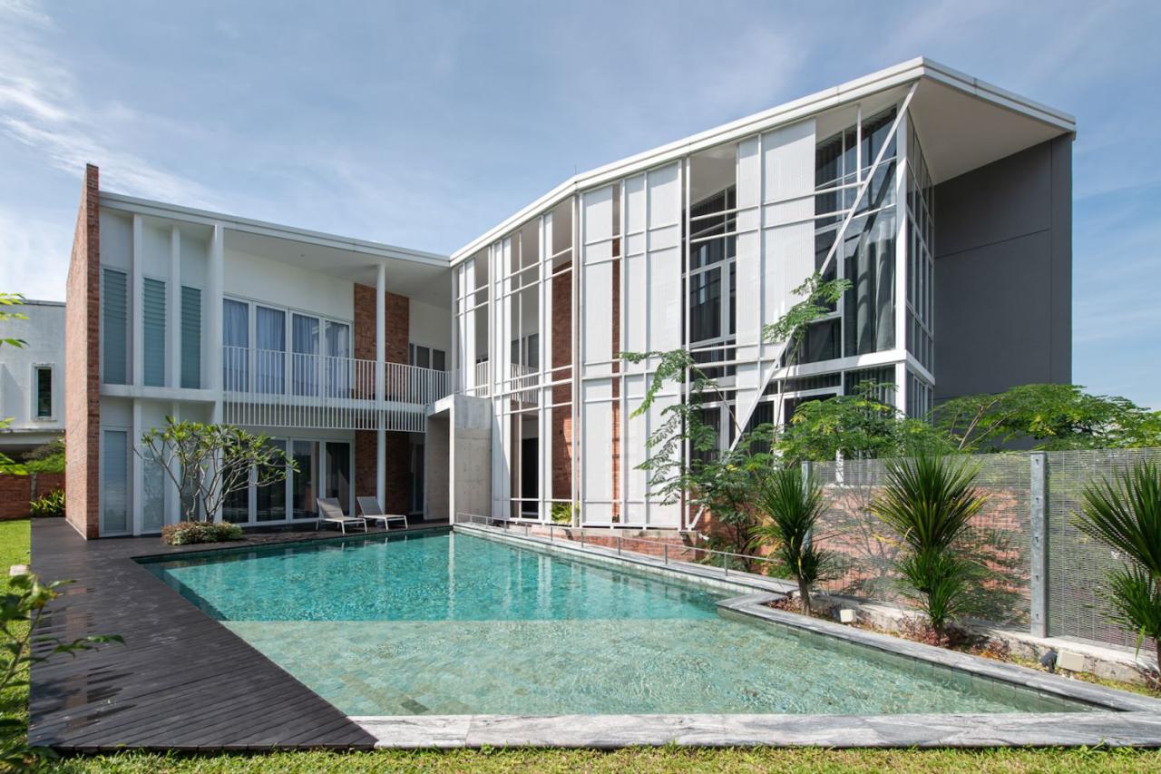 A Green Escape: 5 Malaysian Homes That Will Transport You to a Tropical Wonderland